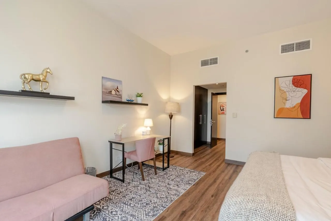 Beautiful Huge 2 Bed Room Apartment Dubai