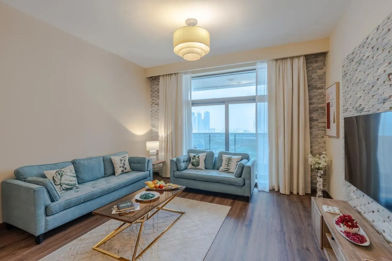Beautiful Huge 2 Bed Room Apartment Dubai